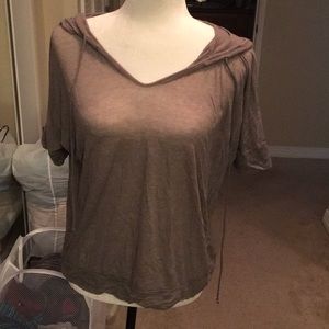 Capote hooded top
